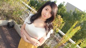 敏感すぎる体と美巨乳を愛撫されて喘ぎ声が止まらない、不倫の激情の中で密会！